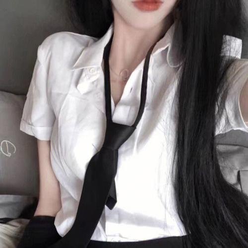 河水冲洗我